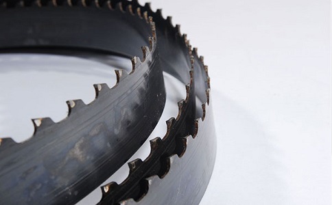 防城港撞击材料中的硬点，会给带锯条带来哪些损伤？